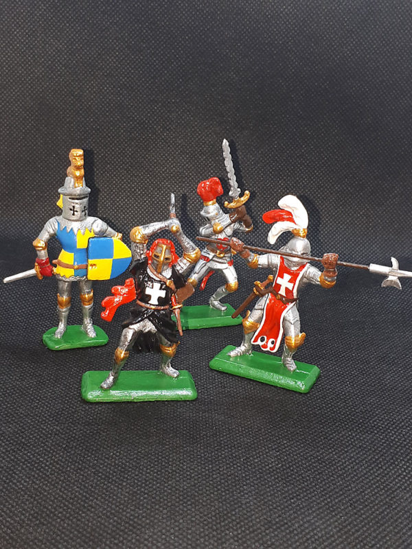 Britains Deetail 4 knights